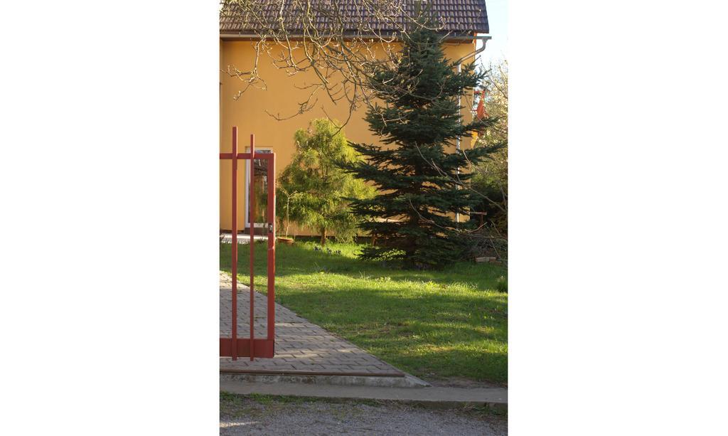 Apartman Vrane Vrane nad Vltavou Ruang foto