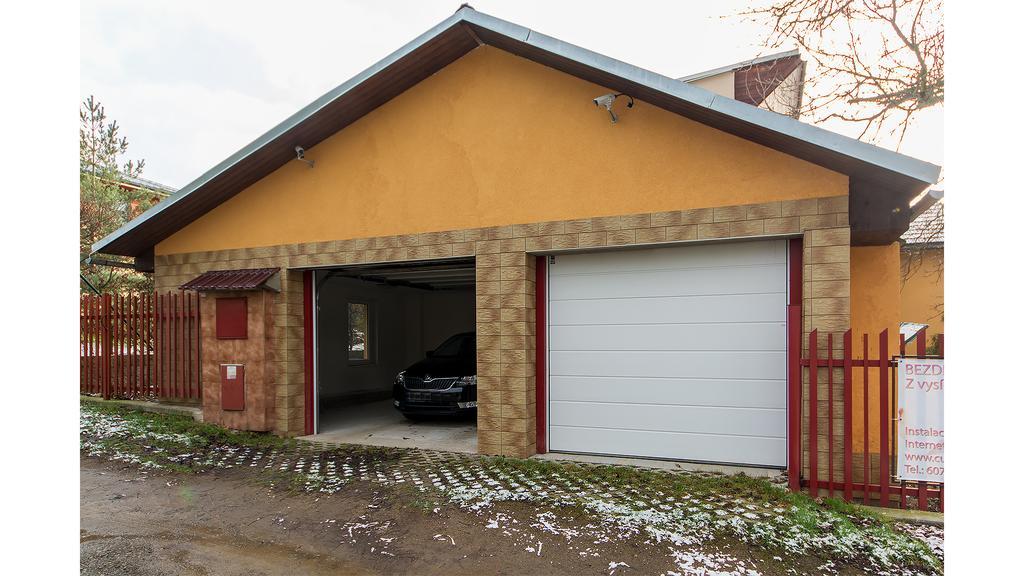 Apartman Vrane Vrane nad Vltavou Bagian luar foto
