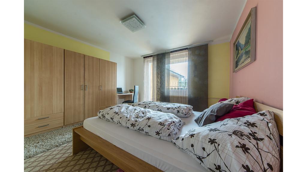 Apartman Vrane Vrane nad Vltavou Bagian luar foto