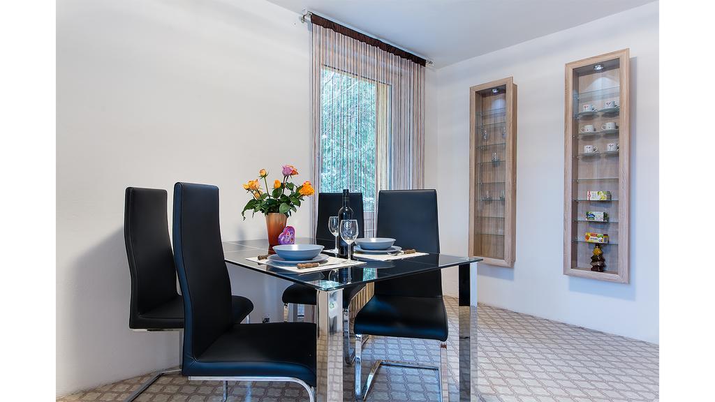 Apartman Vrane Vrane nad Vltavou Bagian luar foto